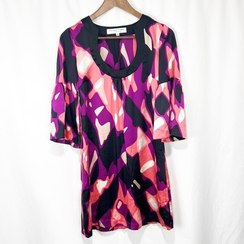 Trina Turk Silk Bell Sleeve Mini Dress Geometric Pink Purple Black size 2